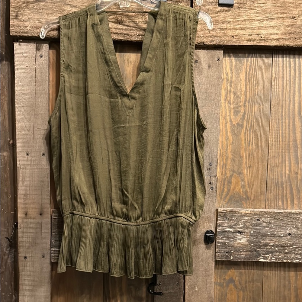 Tahari ASL Olive Sleeveless Blouse